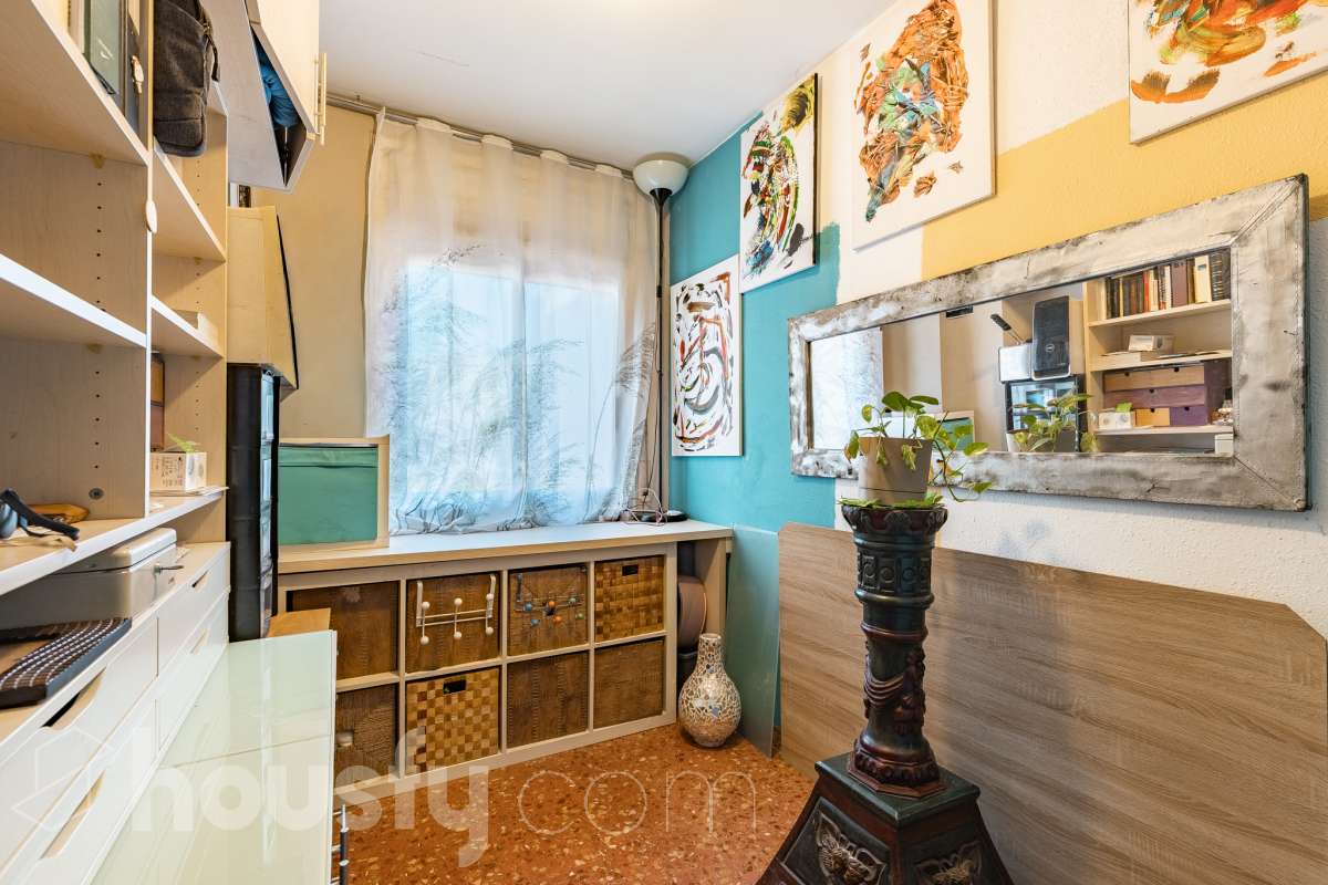 Piso luminoso con amplio comedor, 3 habitaciones, galeria y muchas posibilidades en Gracia!-30
