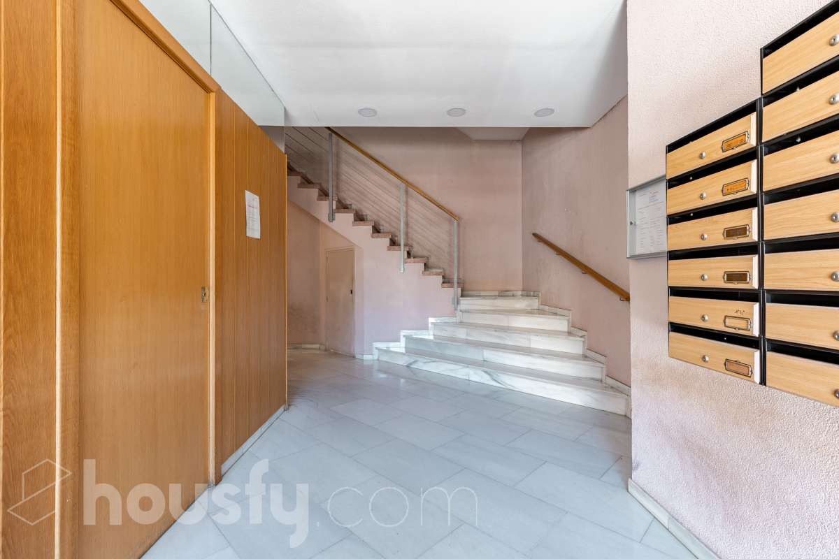 Piso luminoso con amplio comedor, 3 habitaciones, galeria y muchas posibilidades en Gracia!-43