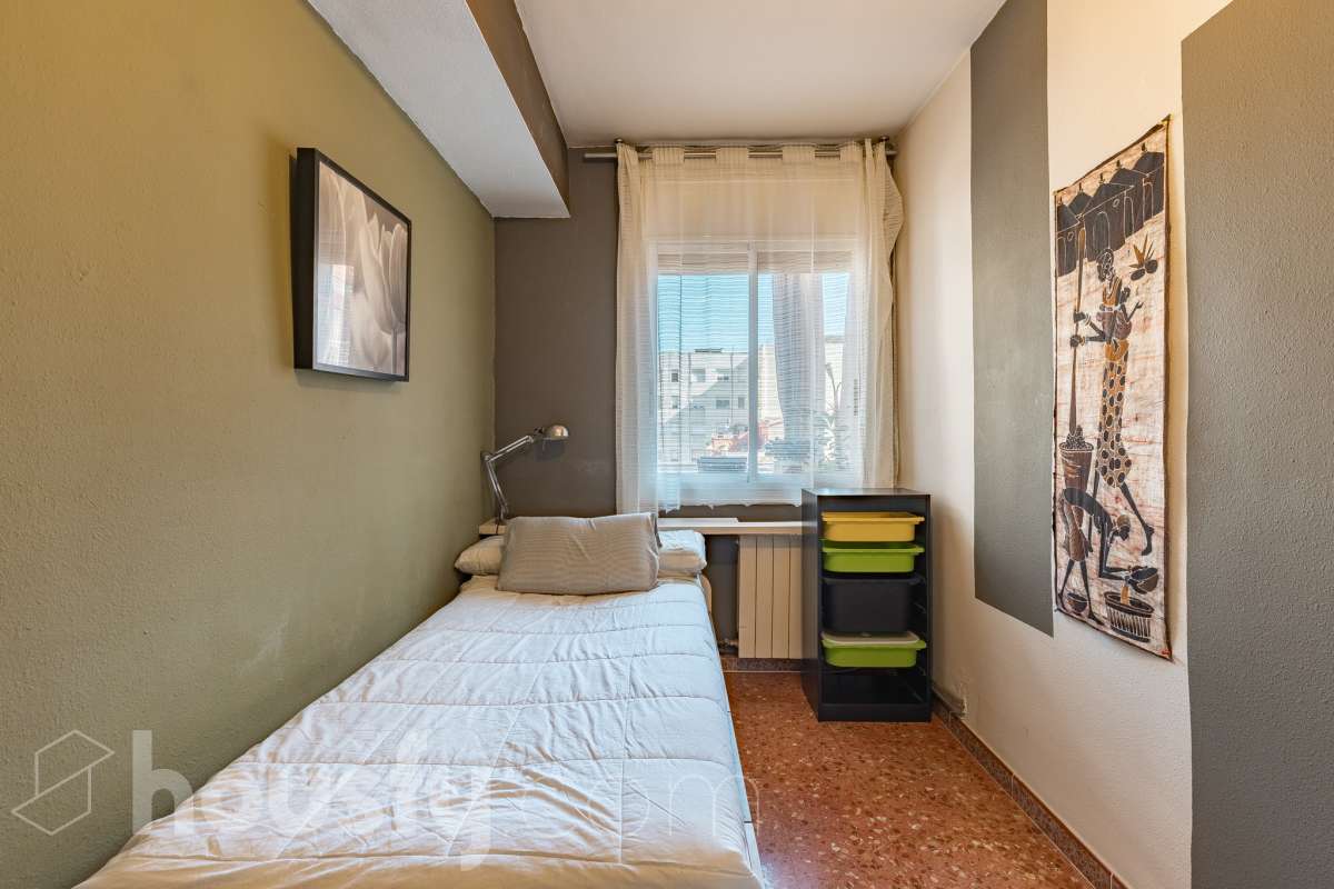 Piso luminoso con amplio comedor, 3 habitaciones, galeria y muchas posibilidades en Gracia!-27