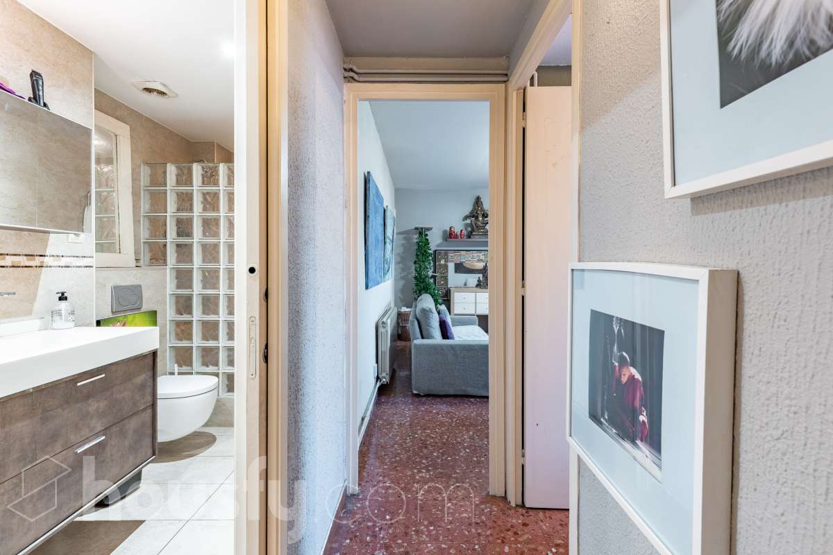 Piso luminoso con amplio comedor, 3 habitaciones, galeria y muchas posibilidades en Gracia!-21