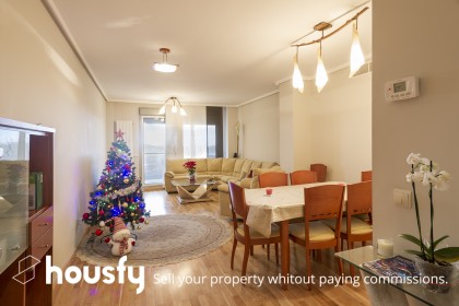 Piso en venta en Calle Finlandia (De)