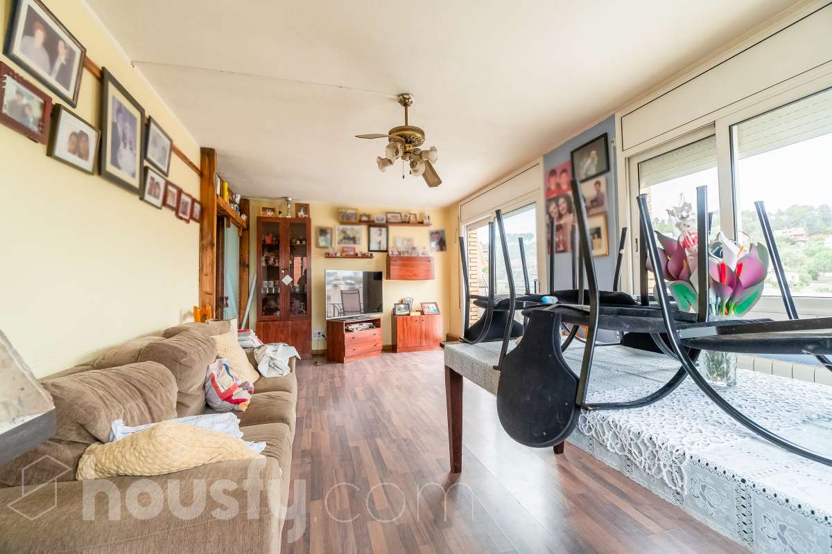 Casa en venta en Avinguda de les Flors, Santa Coloma de Cervelló