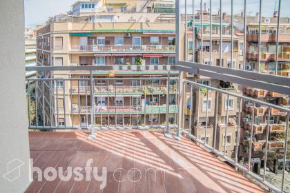 Piso en venta en Calle Corsega