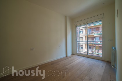 Piso en venta en Calle Corsega