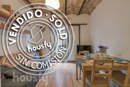 Piso en venta en Calle Calabria
