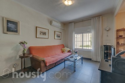 Bajo en venta en Calle Viladecans