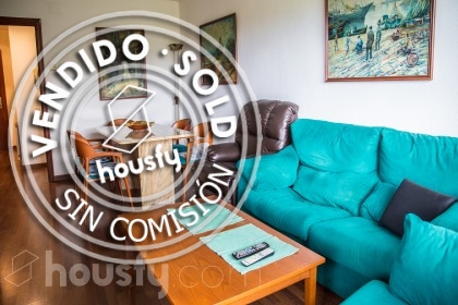 Piso en venta en Calle Camèlies