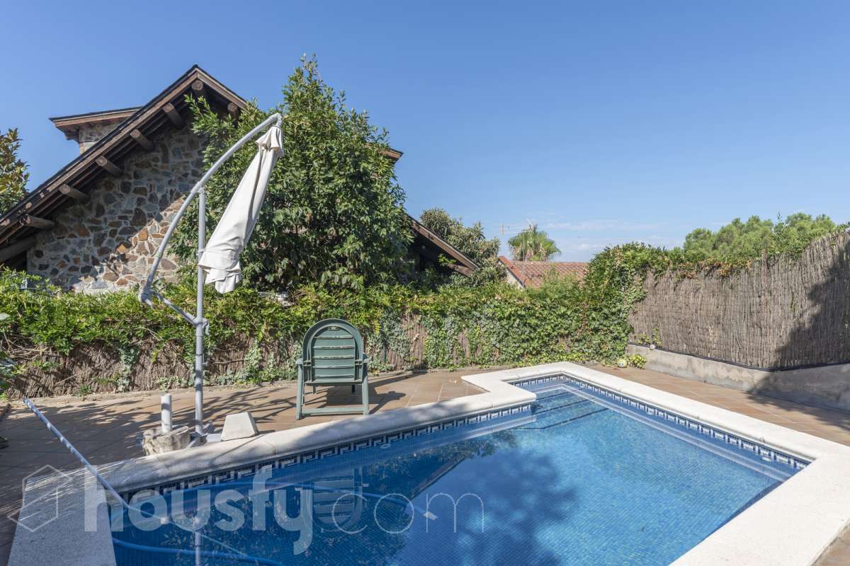 Casa en venta en Carrer Bon Repòs, Bigues, Bigues i Riells