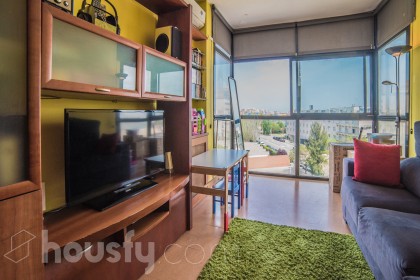 Piso en venta en Avenida Pablo Picasso