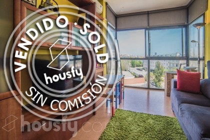 Piso en venta en Avenida Pablo Picasso