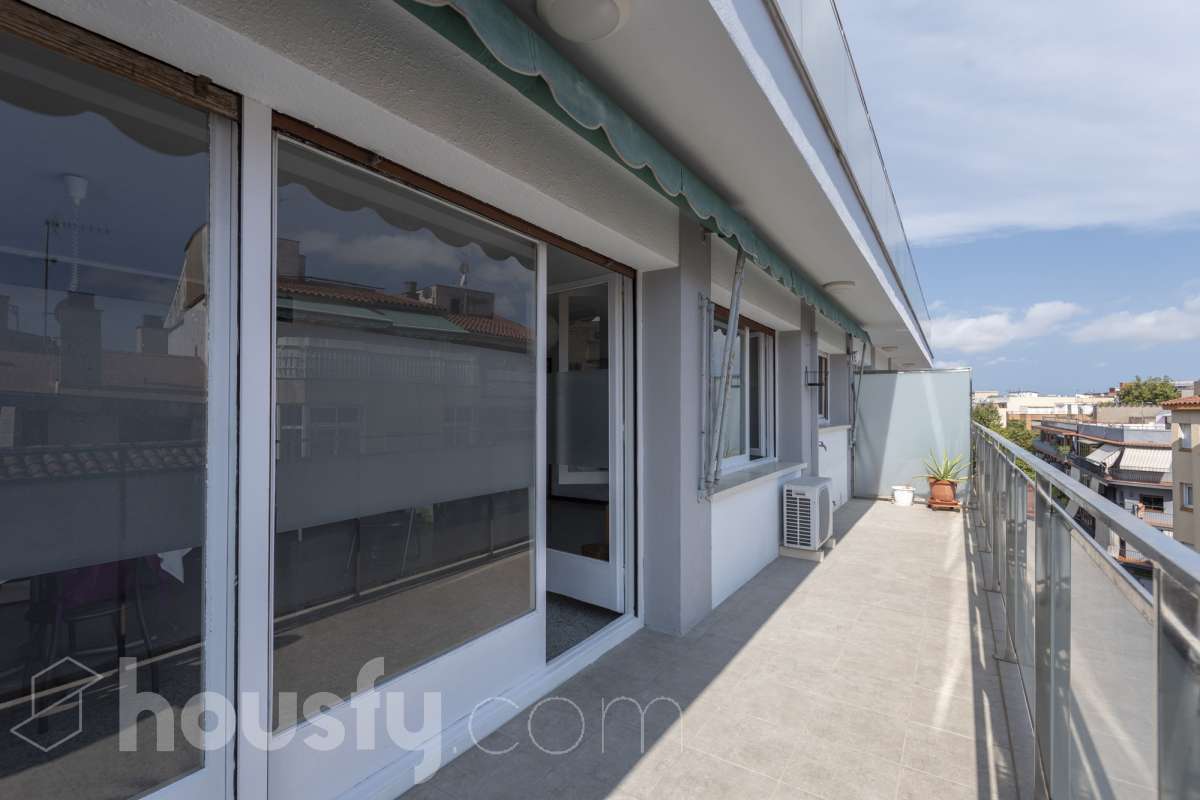 Piso en venta en Avinguda Diagonal, Can Roca-Muntanyeta, Castelldefels