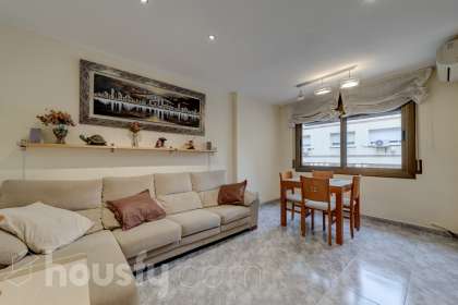 Piso en venta en Calle Rodes