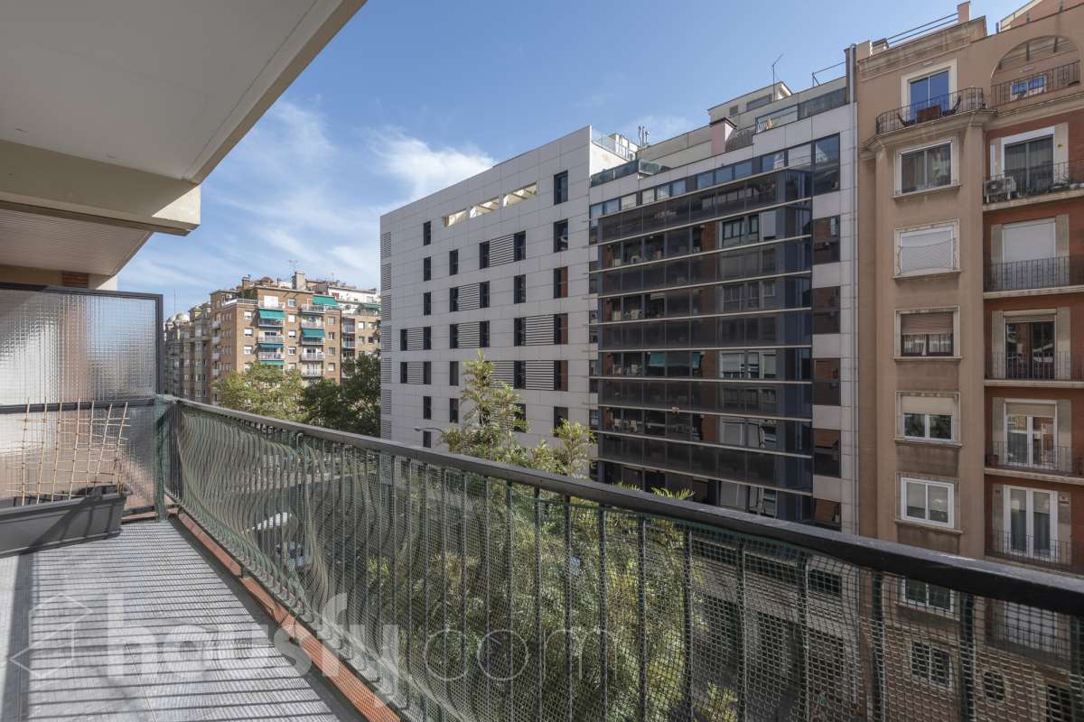 Piso en venta en Avinguda de Sarrià, Les Corts, Barcelona