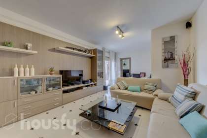 Piso en venta en Calle Bruc