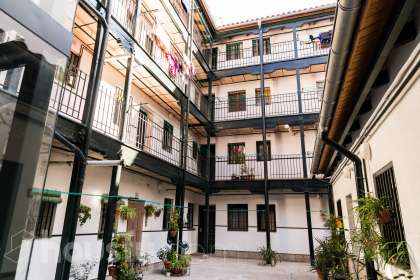 Piso en venta en Calle Meson De Paredes