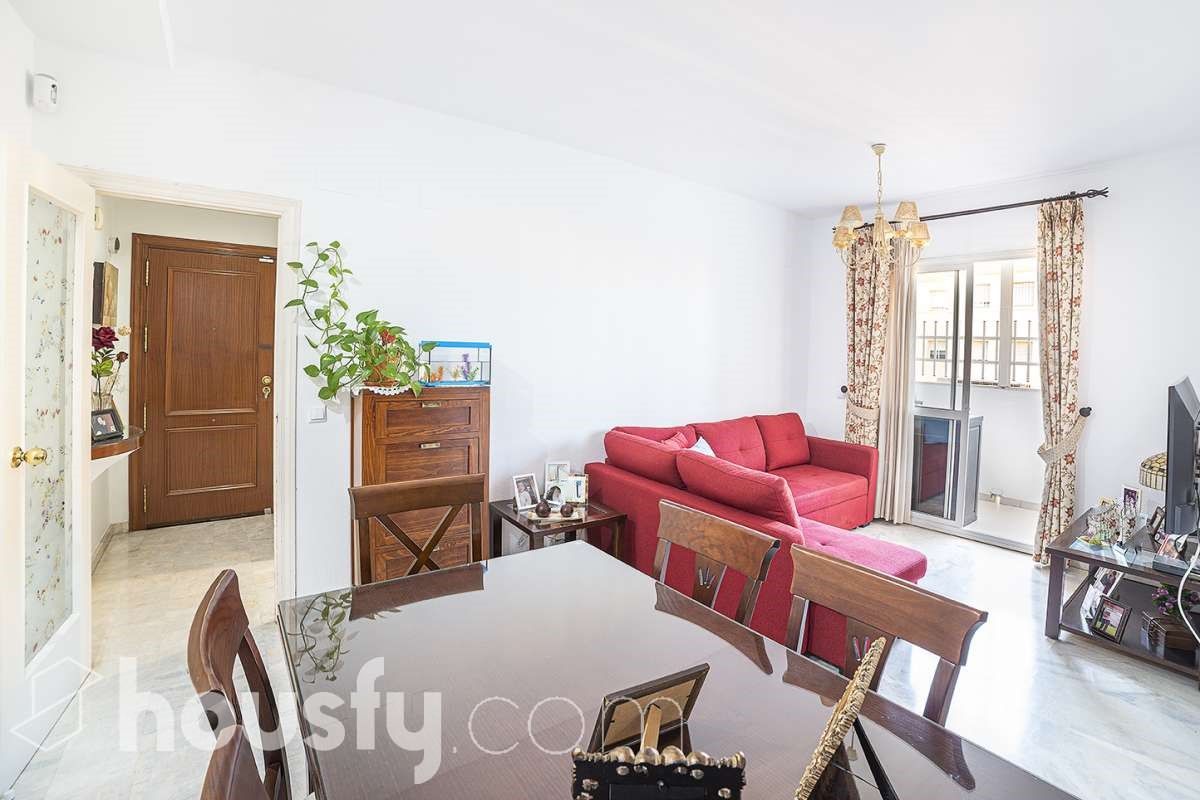 Piso en venta en Plaza la Malagueta, Sevilla este, Sevilla