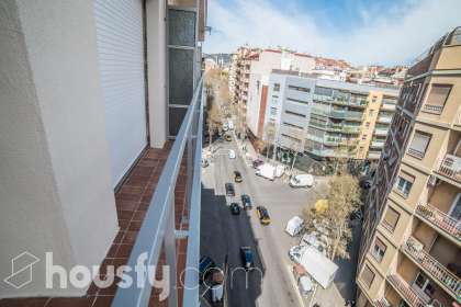 Piso en venta en Calle Corsega
