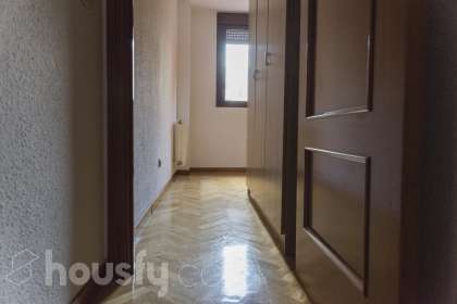 Piso en venta en Calle Zabaleta
