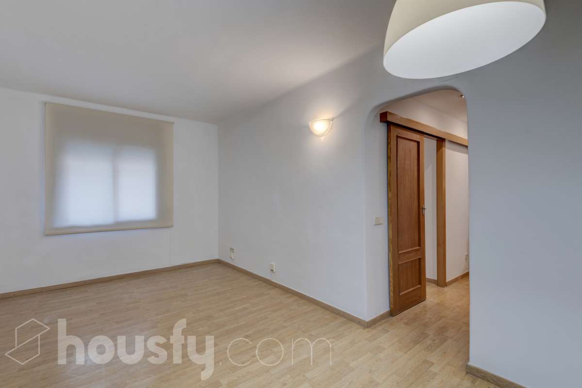 Piso en alquiler en Carrer de Quesada, Nou Barris, Barcelona