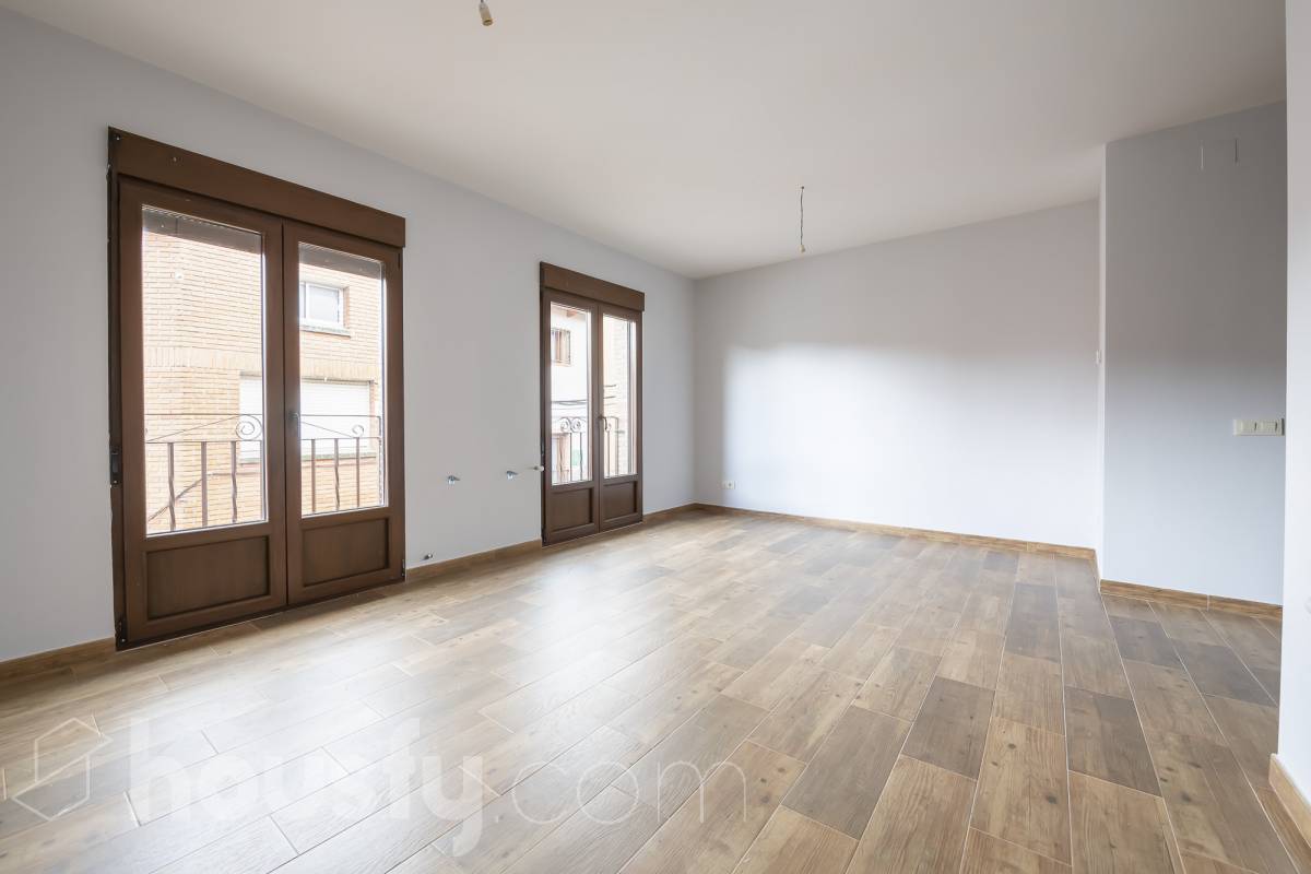 Piso en venta en Calle Larga, Cenicientos