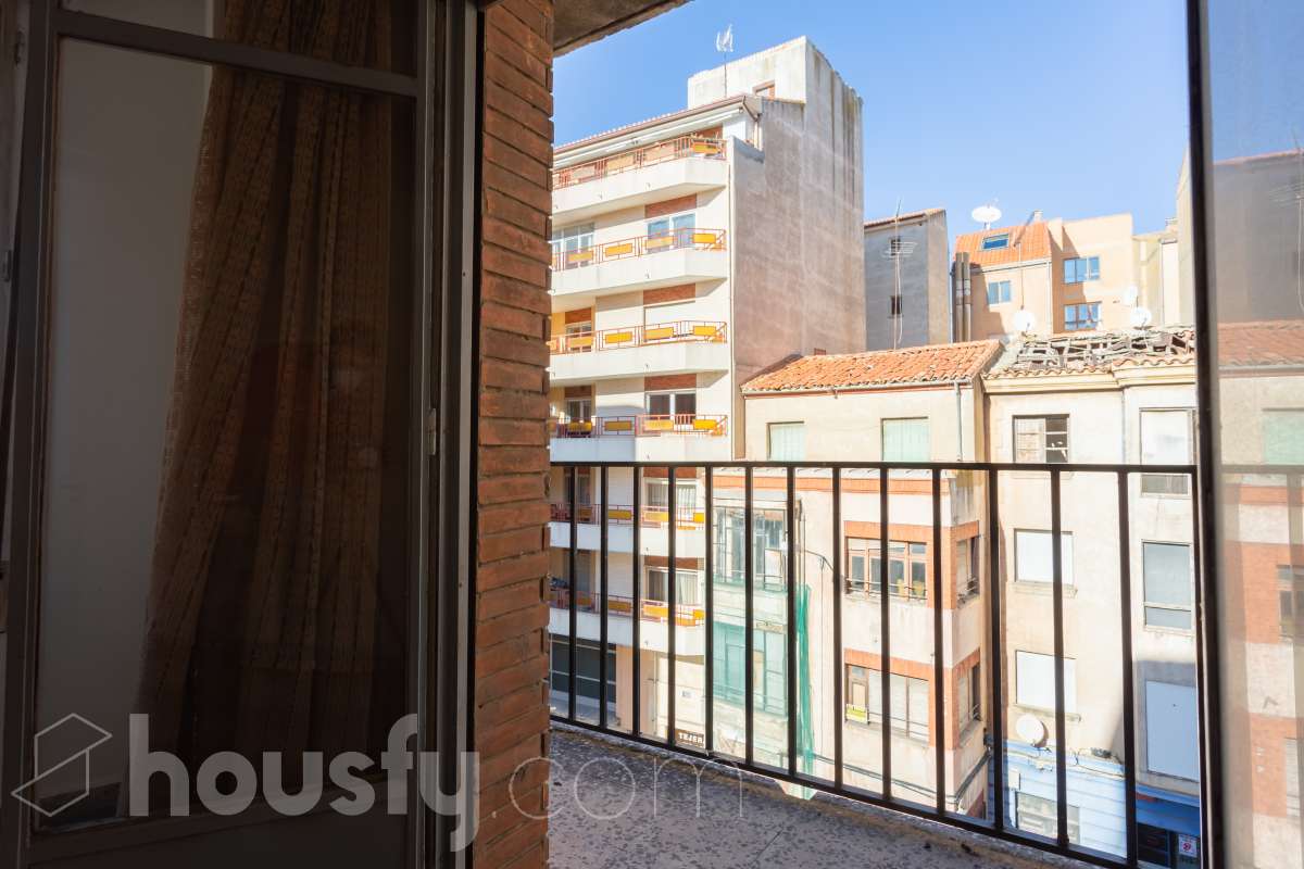 Piso en venta en Calle Santa María, Centro, Soria