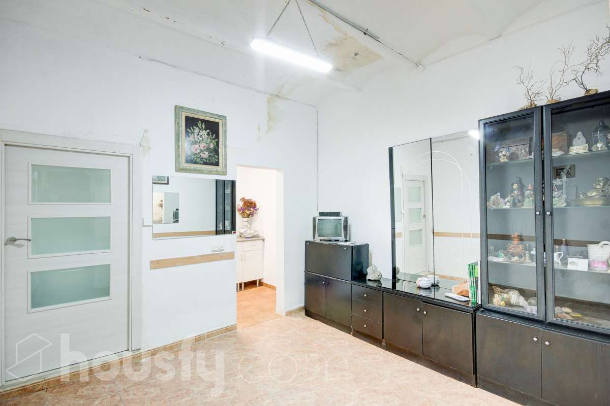 Piso en venta en Carrer Mare de Déu de Núria, La Florida - Les Planes, L'Hospitalet de Llobregat