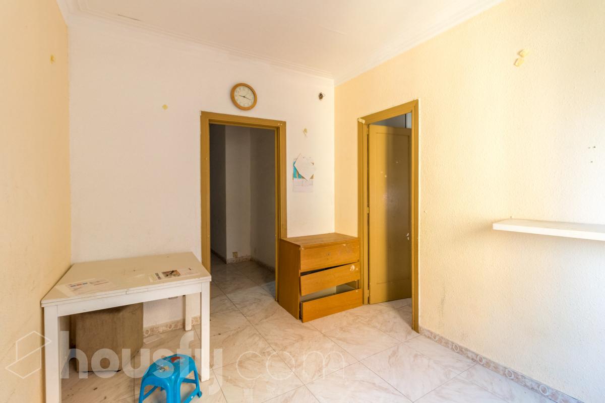Piso en venta en Carrer del Doctor Valls, Horta Guinardó, Barcelona