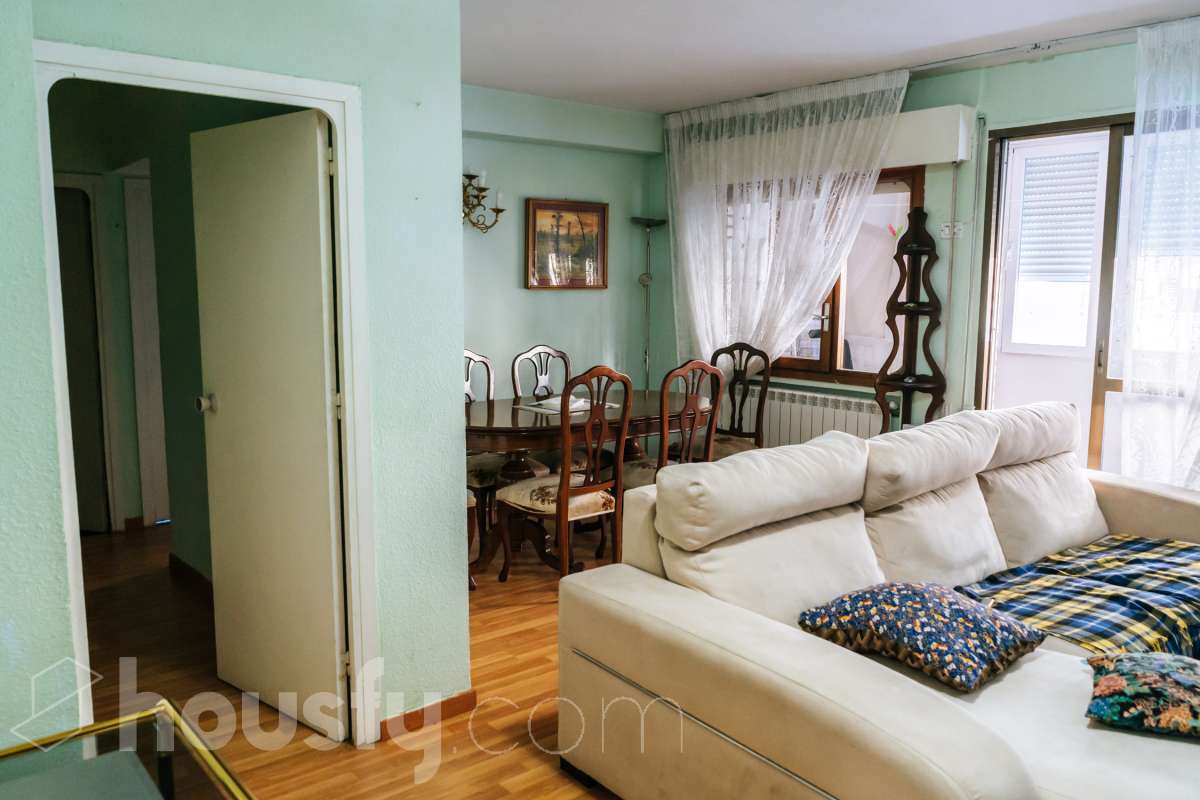 Piso en venta en Calle Españoleto, Pintores-Ferial, Parla