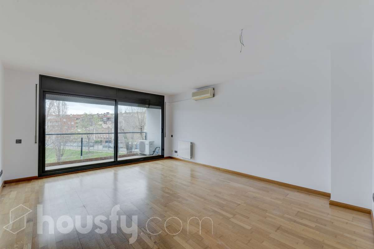 Piso en alquiler en Carrer de Sevilla, Zona Nord - Can 'Oriol - Can Bertran, Rubí