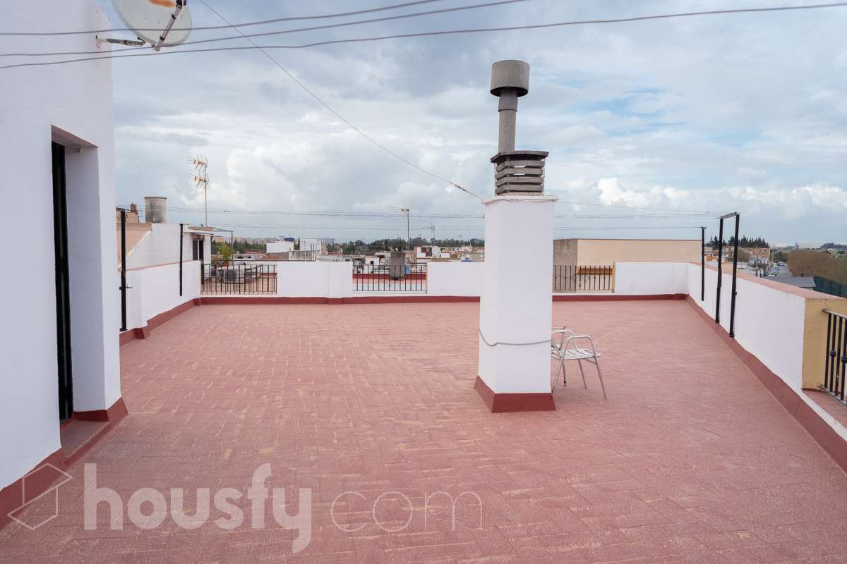 Piso en venta en Calle el Ronquillo, Torreblanca, Sevilla