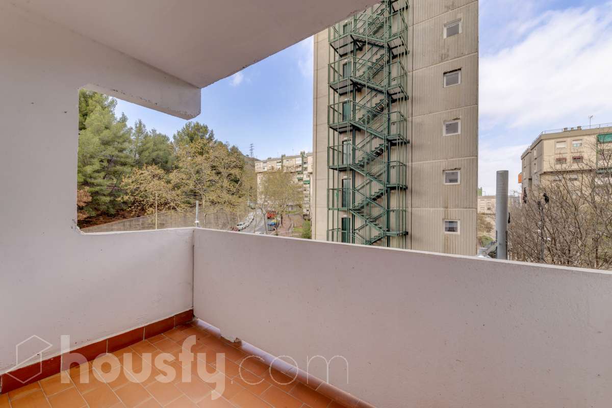 Piso en venta en Carrer Juan Ramon Jiménez, Nou Barris, Barcelona