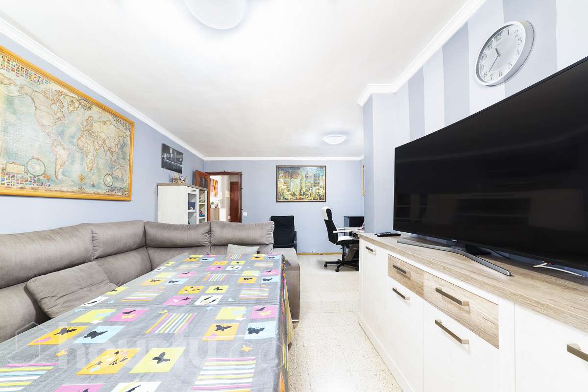 Piso en venta en Calle Victoria Domínguez Cerrato, Cerro Amate, Sevilla