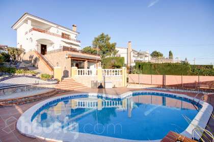 Casas en venta en Santa Susanna