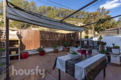 Casas en venta en el barrio de Mas Mestre, Olivella