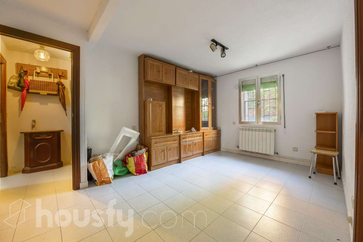 Piso en venta en Calle Eduardo Rivas, Carabanchel, Madrid