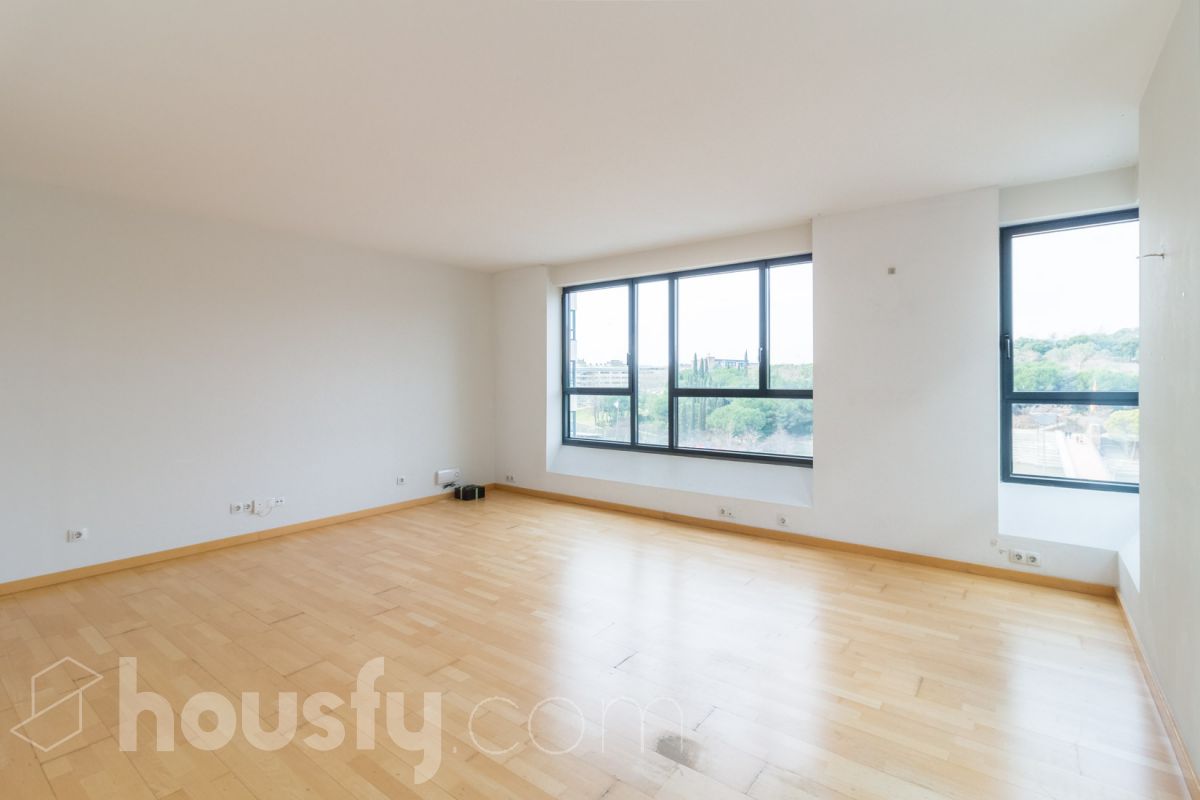 Piso en venta en Avinguda de Francesc Macià, La Creu Alta, Sabadell