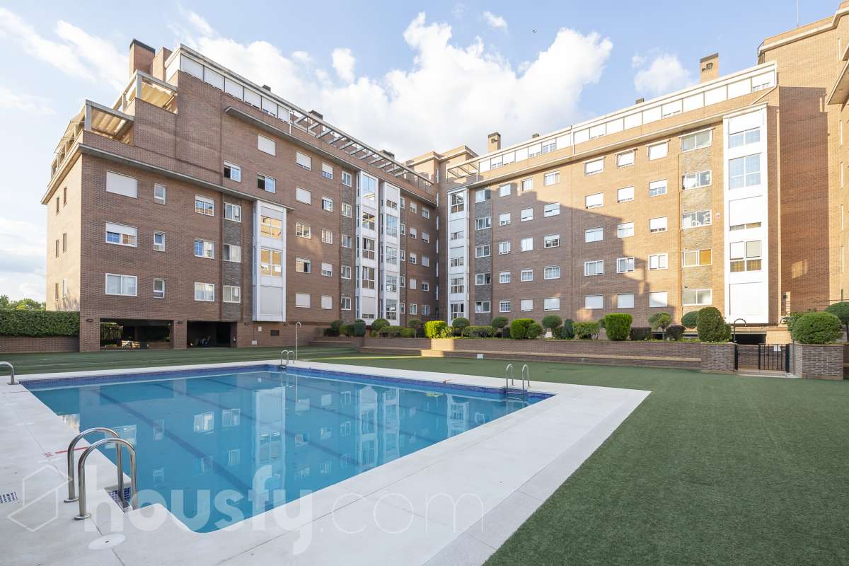 Piso en venta en Calle Cardenal Tavera, Hortaleza, Madrid
