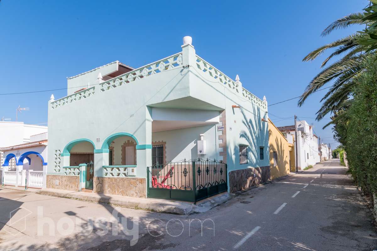 Casa en venta en Cami Bassetes, Oliva Nova, Oliva