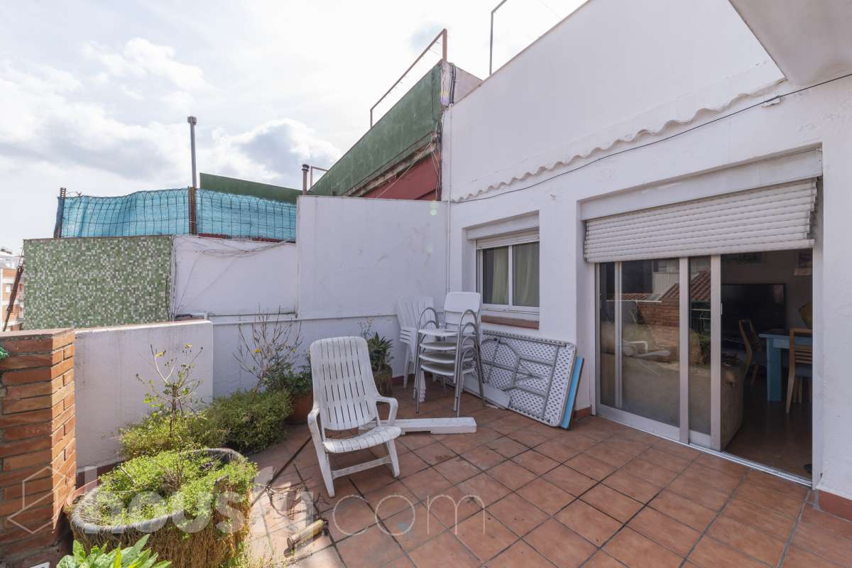 Piso en venta en Carrer Monturiol, Sant Jordi - Can Mas, Ripollet