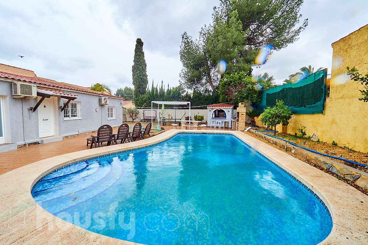 Casa en venta en Carrer Jacint, Colonia Escandinavia-Cautivador, Alfaz del Pi