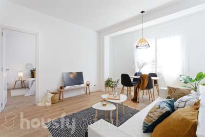 Pisos en venta en Sants-Montjuïc, Barcelona