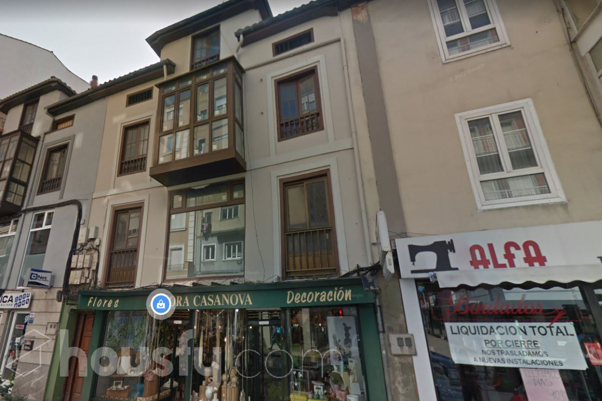Edificio en venta en Calle José María Pereda, Centro, Torrelavega