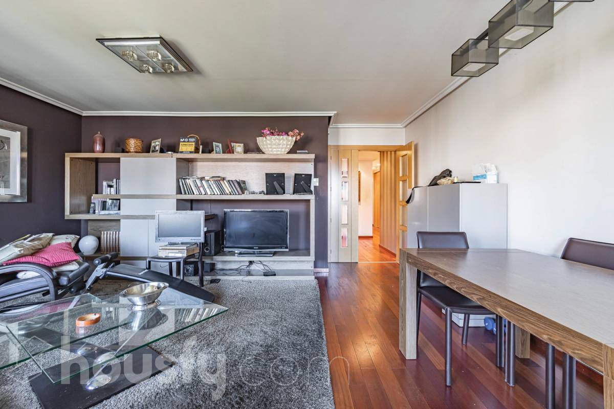 Piso en venta en Calle Cruz Roja de León, Las Eras de Renueva, León