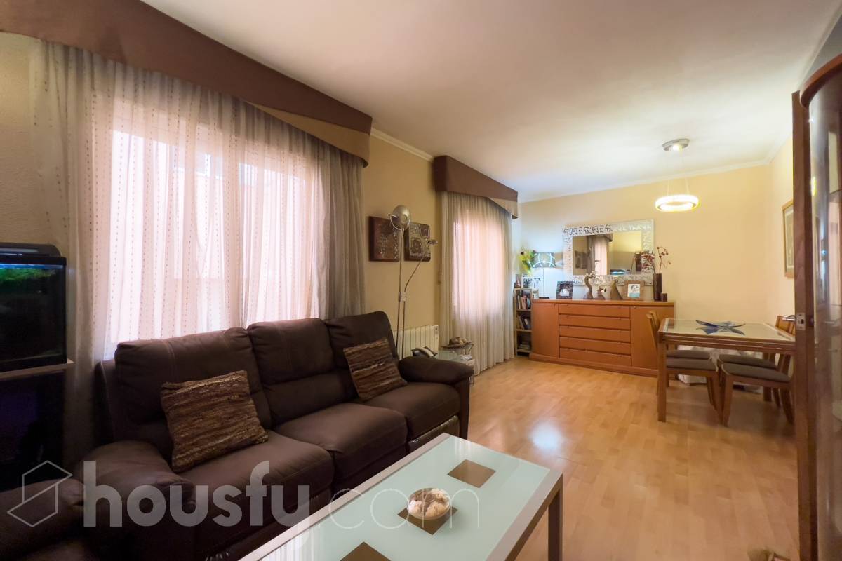 Piso en venta en Carrer de la Riera Blanca, Sants-Montjuïc, Barcelona