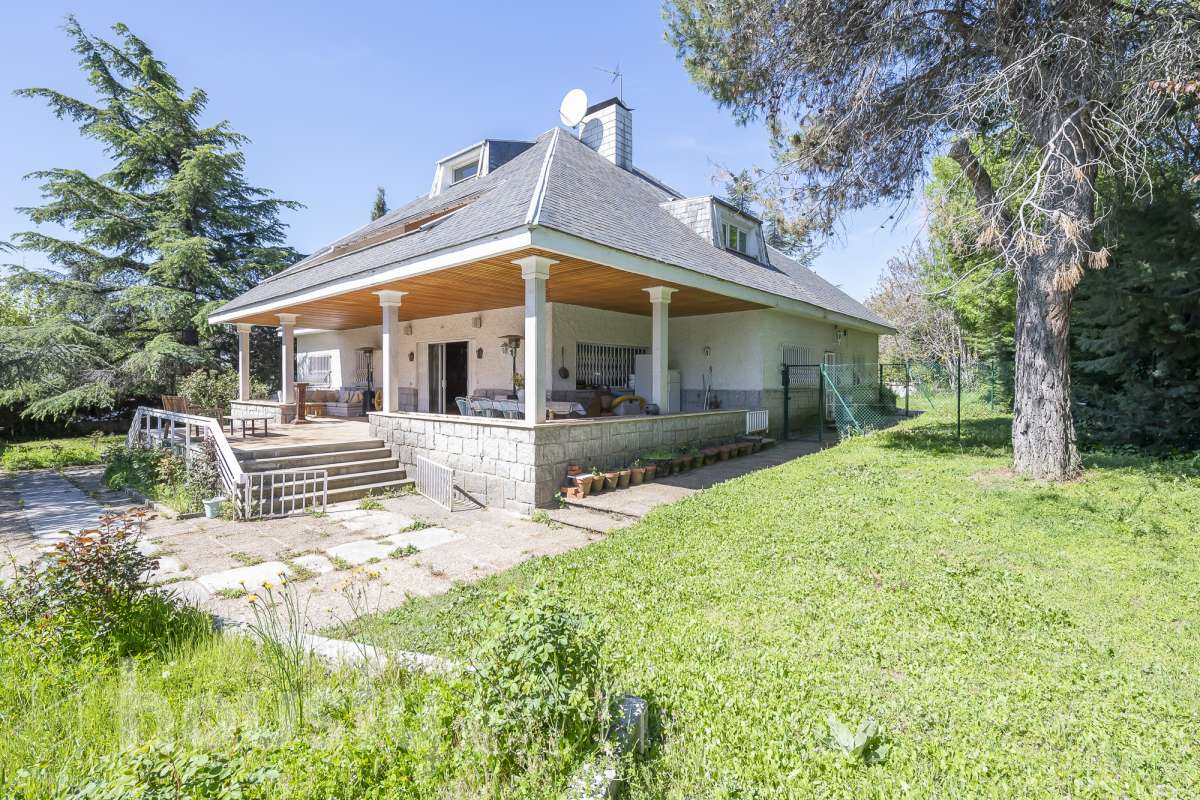 Casa en venta en Calle de Lepanto, Centro - Manguilla, El Escorial