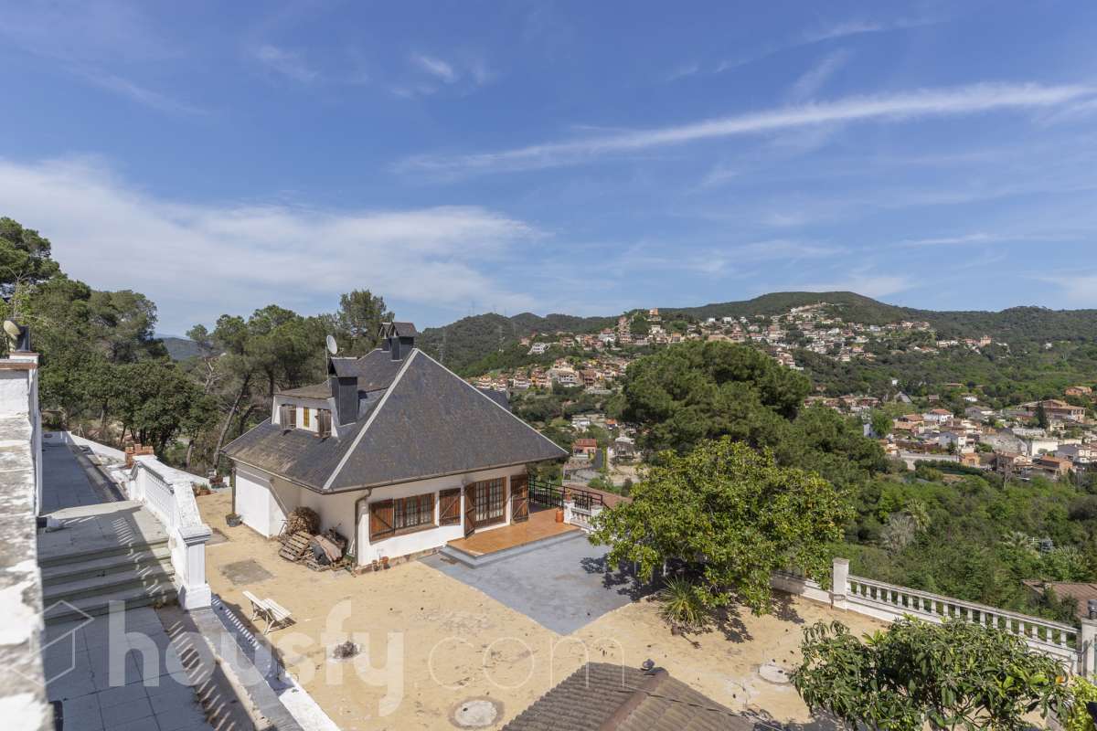 Casa en venta en Carrer del Bosc, Sant Fost de Campsentelles
