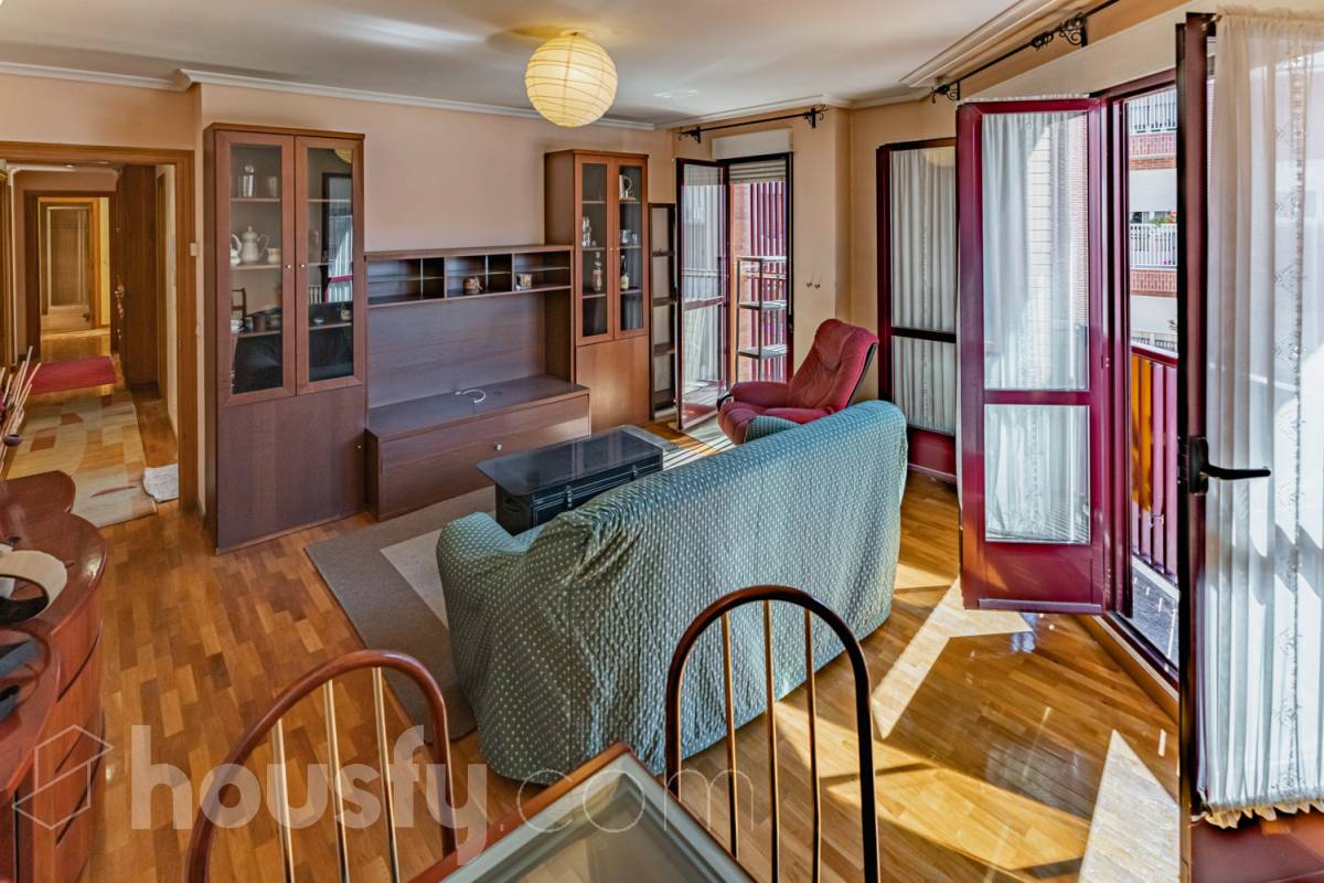 Piso en venta en Calle San Valerio, Zona Alta, Ponferrada