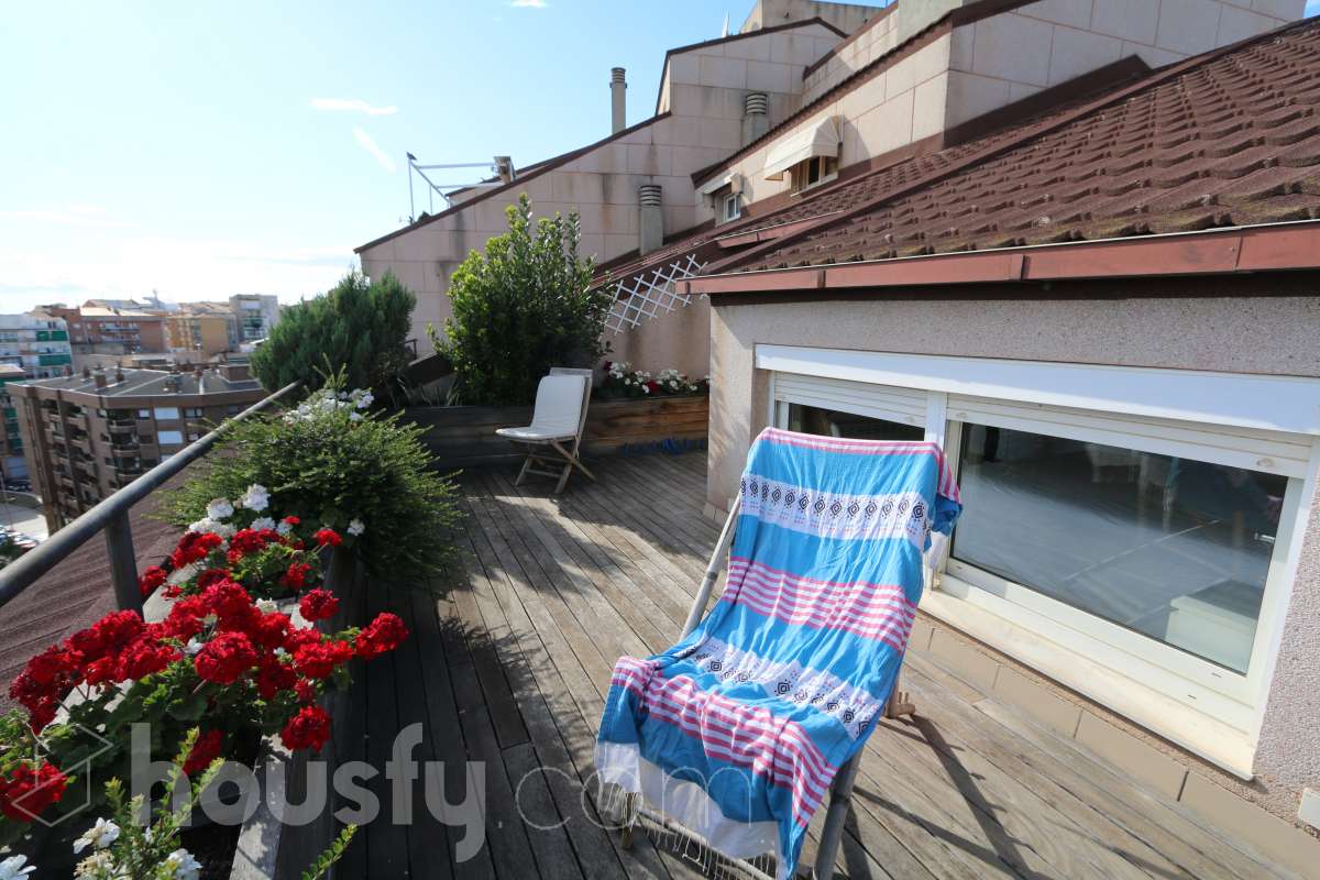 Atico en venta en Carrer Doctor Combelles, Universitat - Instituts, Lleida