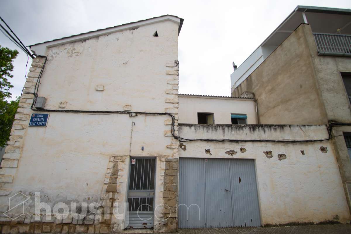 Casa en venta en cronista ruiz prieto, Ubeda
