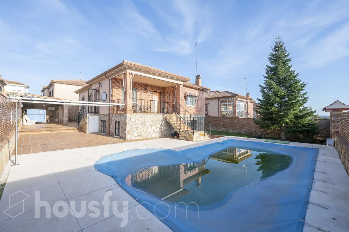 Casa en venta en Calle Juan Pablo II, Villa del Prado
